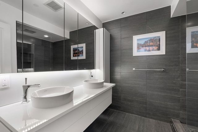 112 W Concord 2, Boston, MA 02118