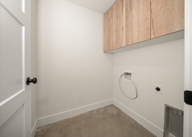 3207 E 30th Ave, Spokane, WA 99223