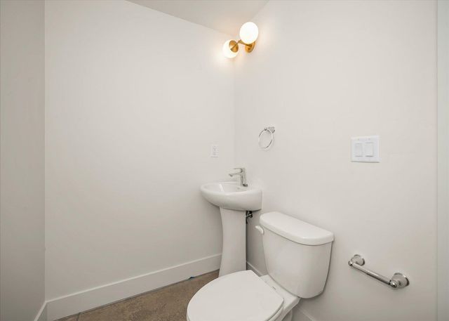 3207 E 30th Ave, Spokane, WA 99223