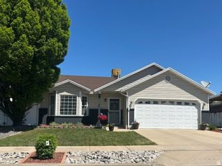 214 MEADOW VIEW DR, Ogden, UT 84404