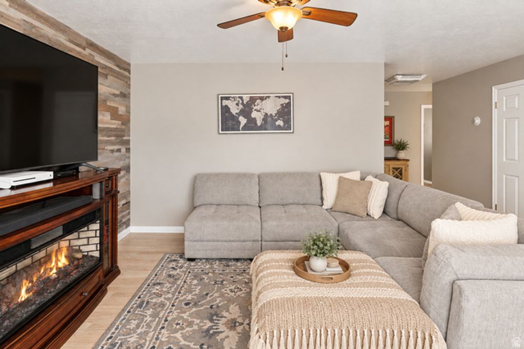 214 MEADOW VIEW DR, Ogden, UT 84404 — photo 4