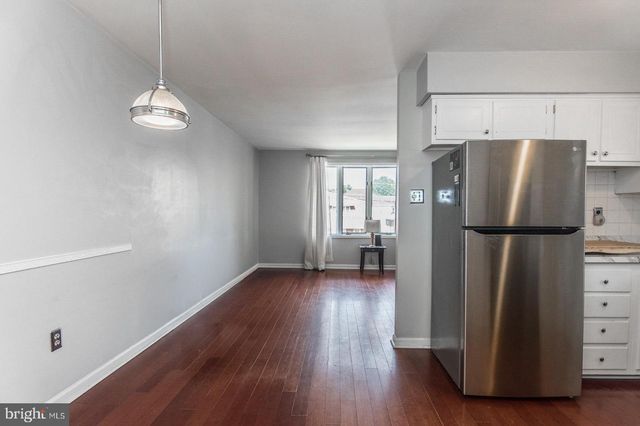 4826 PEARSON AVE, Philadelphia, PA 19114