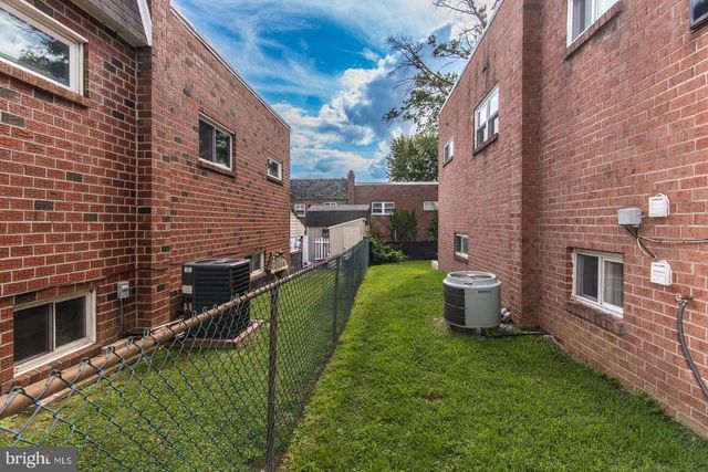 4826 PEARSON AVE, Philadelphia, PA 19114