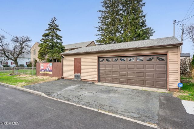 3 117th Street, Troy, NY 12182