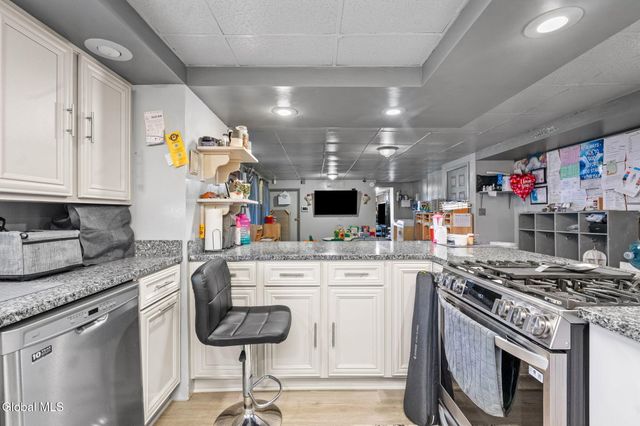 3 117th Street, Troy, NY 12182