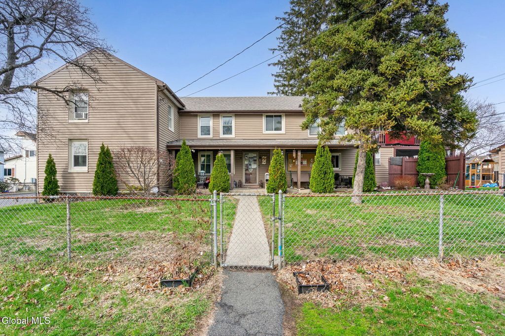 3 117th Street, Troy, NY 12182