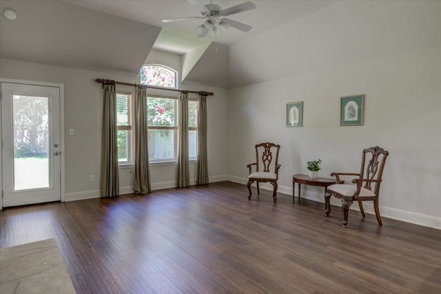 2023 Kimbrook DR, Round Rock, TX 78681