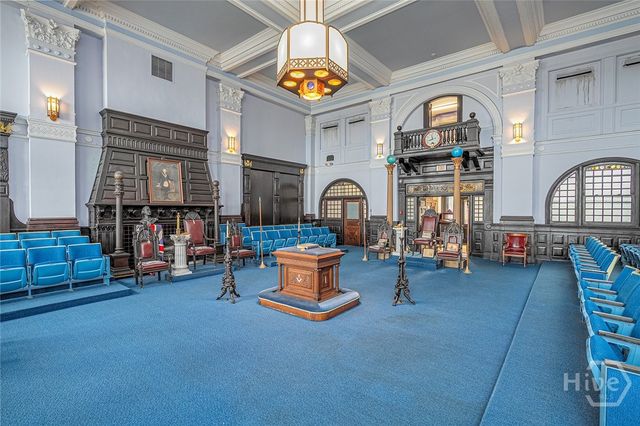 100 E Bay Street, Savannah, GA 31401