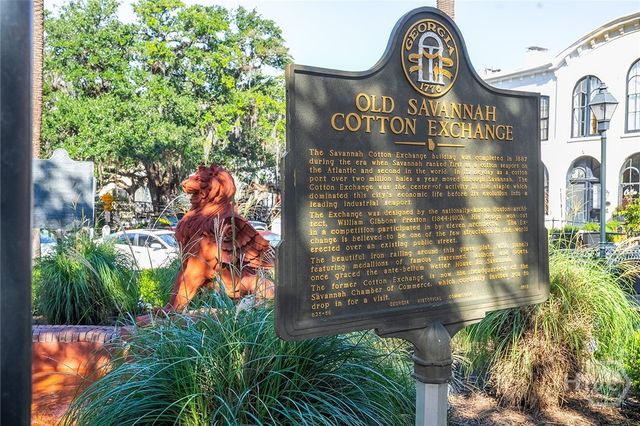 100 E Bay Street, Savannah, GA 31401