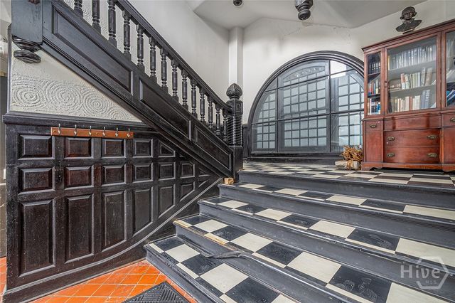 100 E Bay Street, Savannah, GA 31401