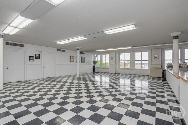 100 E Bay Street, Savannah, GA 31401