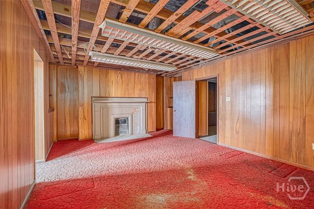 100 E Bay Street, Savannah, GA 31401