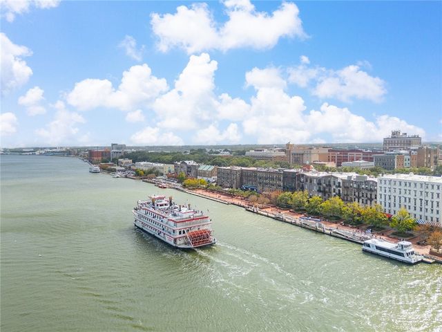 100 E Bay Street, Savannah, GA 31401