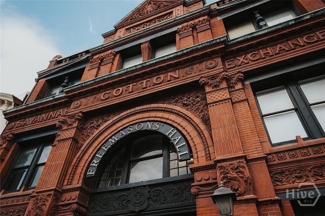 100 E Bay Street, Savannah, GA 31401