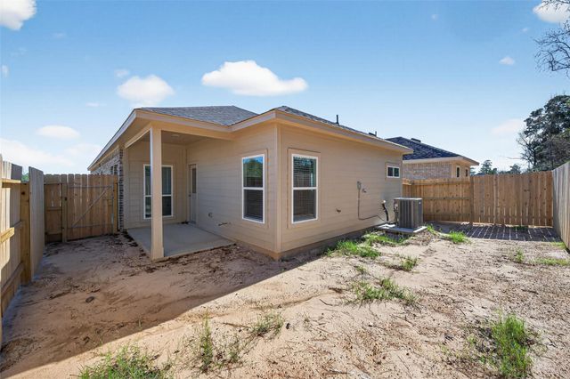 12359 Sunset Canyon Way, Willis, TX 77318