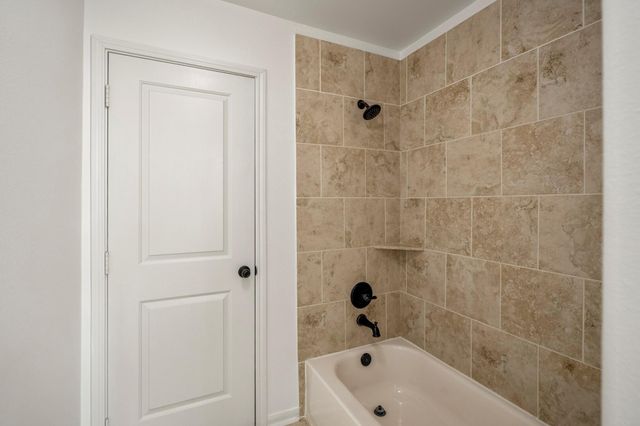 9711 Iberia Way, Missouri City, TX 77459