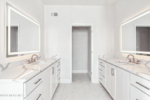 3 American Way, Manalapan, NJ 07726