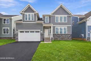 3 American Way, Manalapan, NJ 07726