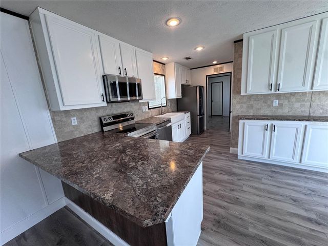 2835 FLETCHER AVENUE, Lakeland, FL 33803