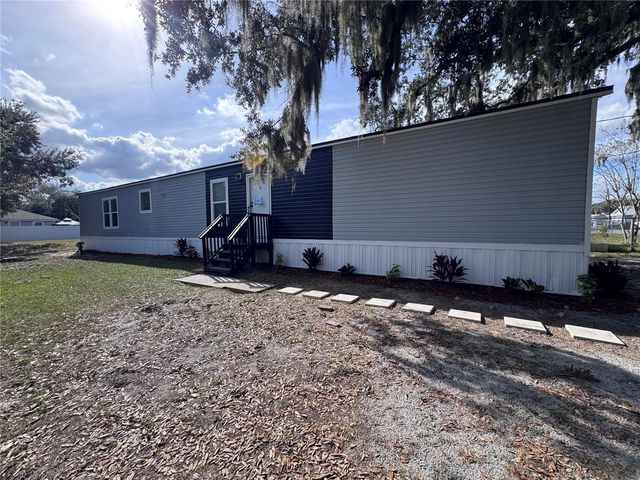 2835 FLETCHER AVENUE, Lakeland, FL 33803