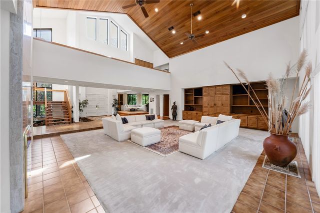 8604 Creekview Court, College Station, TX 77845