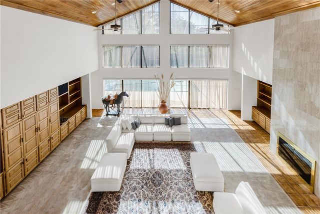 8604 Creekview Court, College Station, TX 77845