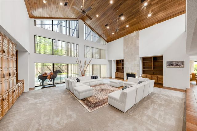8604 Creekview Court, College Station, TX 77845