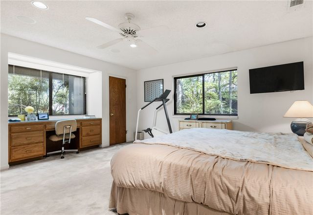 8604 Creekview Court, College Station, TX 77845