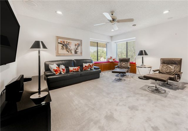 8604 Creekview Court, College Station, TX 77845