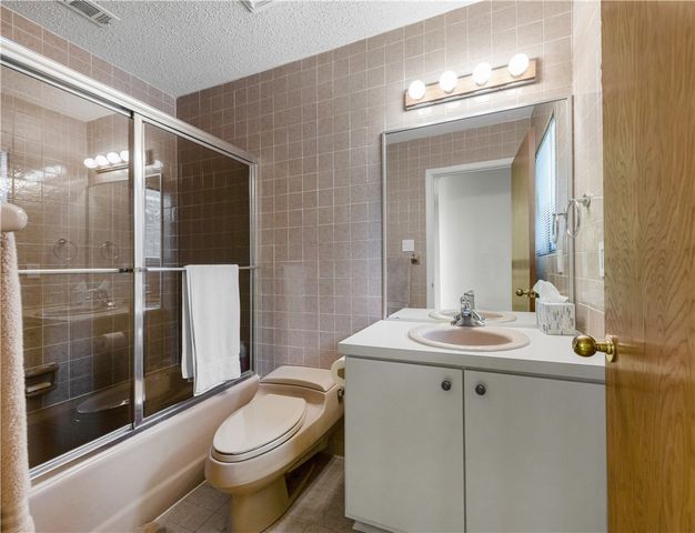 8604 Creekview Court, College Station, TX 77845