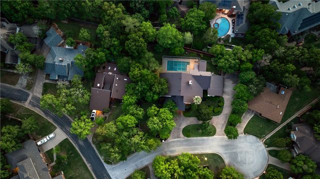 8604 Creekview Court, College Station, TX 77845
