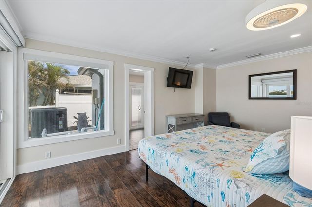 478 HARBOR DRIVE N, Indian Rocks Beach, FL 33785