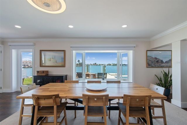 478 HARBOR DRIVE N, Indian Rocks Beach, FL 33785