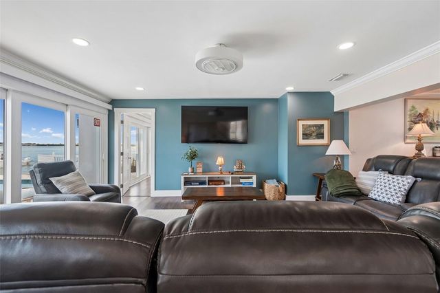 478 HARBOR DRIVE N, Indian Rocks Beach, FL 33785