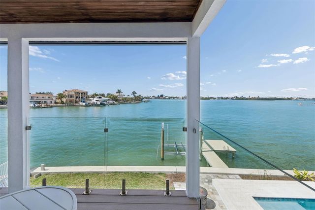 478 HARBOR DRIVE N, Indian Rocks Beach, FL 33785