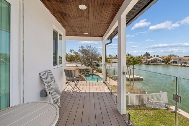 478 HARBOR DRIVE N, Indian Rocks Beach, FL 33785