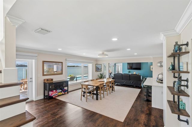 478 HARBOR DRIVE N, Indian Rocks Beach, FL 33785