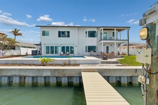 478 HARBOR DRIVE N, Indian Rocks Beach, FL 33785