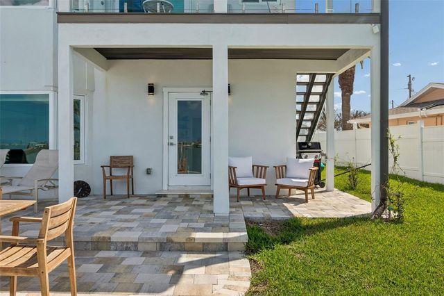 478 HARBOR DRIVE N, Indian Rocks Beach, FL 33785