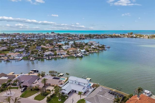 478 HARBOR DRIVE N, Indian Rocks Beach, FL 33785