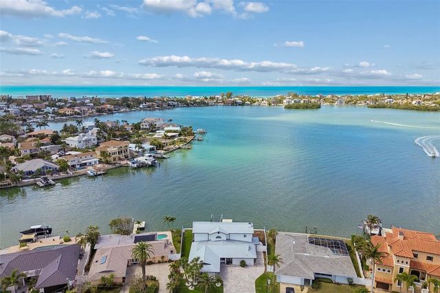 478 HARBOR DRIVE N, Indian Rocks Beach, FL 33785