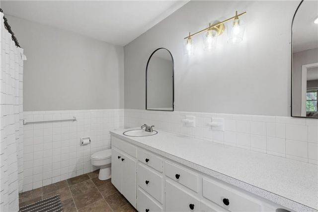 4507 E 110th Terrace, Kansas City, MO 64137