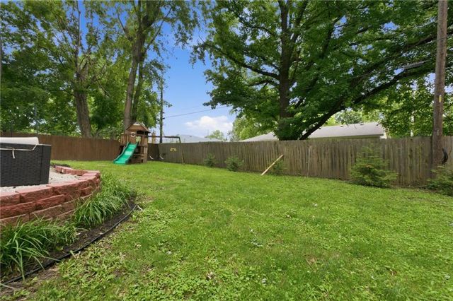 4507 E 110th Terrace, Kansas City, MO 64137