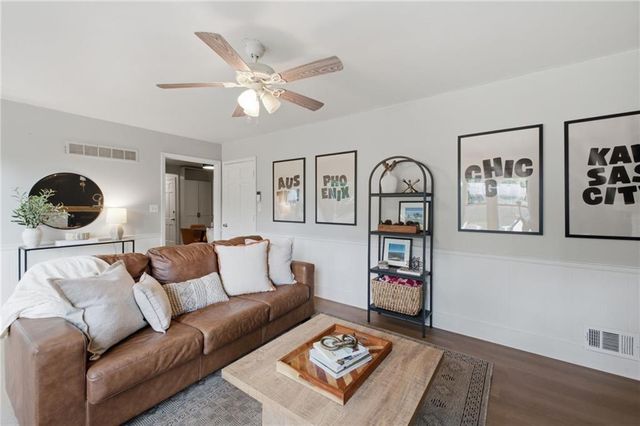 4507 E 110th Terrace, Kansas City, MO 64137
