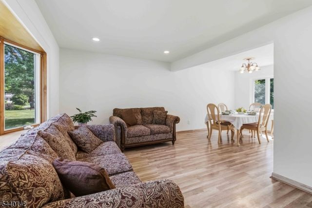 37 Rolling Ridge Rd, West Milford Twp., NJ 07480