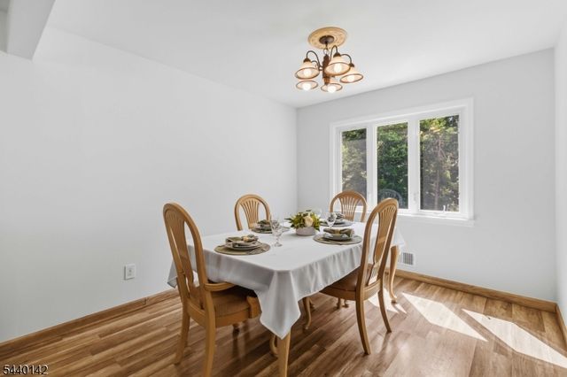 37 Rolling Ridge Rd, West Milford Twp., NJ 07480
