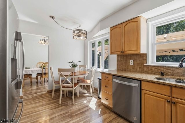 37 Rolling Ridge Rd, West Milford Twp., NJ 07480
