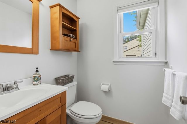37 Rolling Ridge Rd, West Milford Twp., NJ 07480