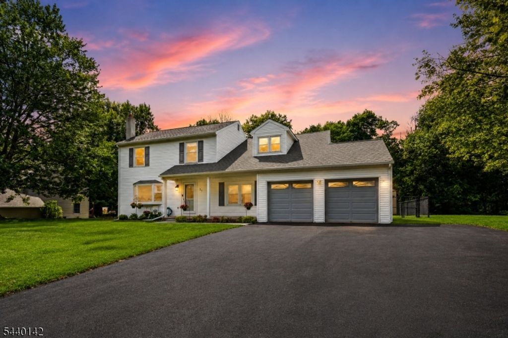 37 Rolling Ridge Rd, West Milford Twp., NJ 07480