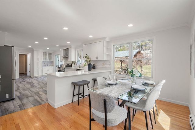 165 Wampum St, Plainville, MA 02762